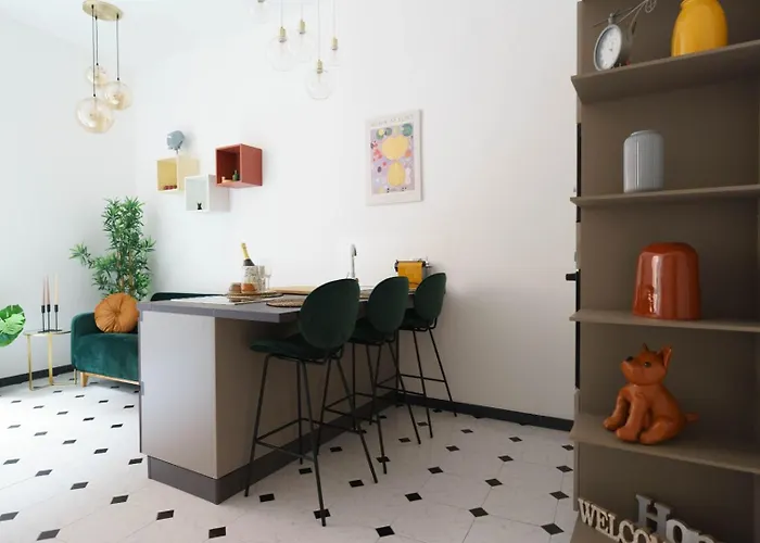 Апартаменти Hotiday Old Town *