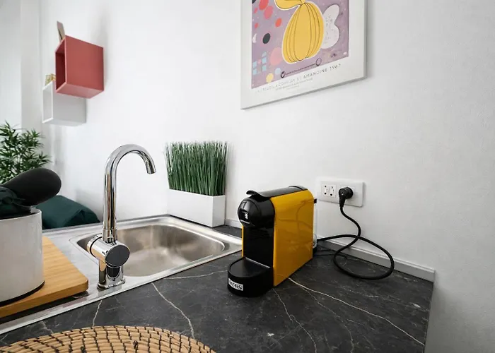 Hotiday Old Town Апартаменти *