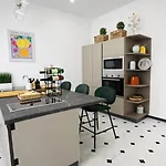 Hotiday Old Town Apartman
