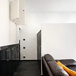 Hotiday Old Town Apartman *
